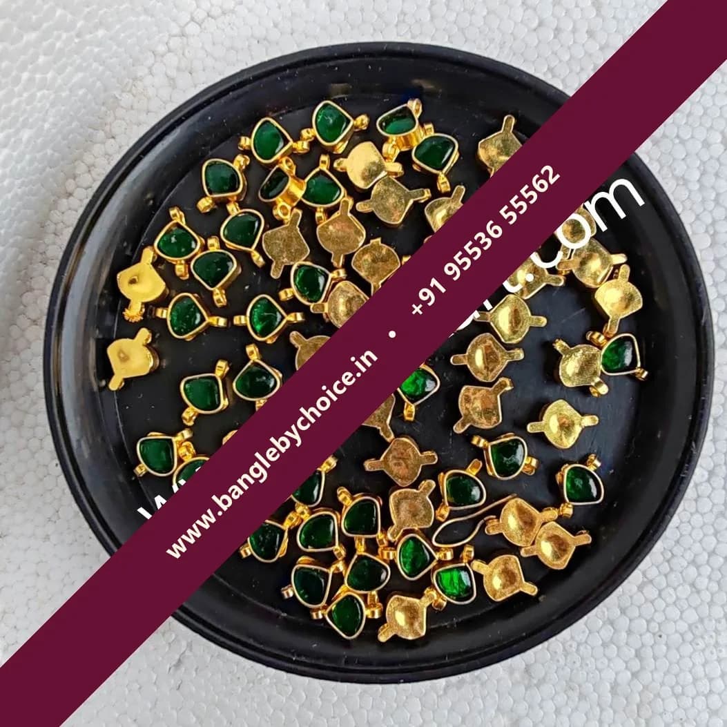 Pear Shaped Jadav Green Kundan With 2 Connectors