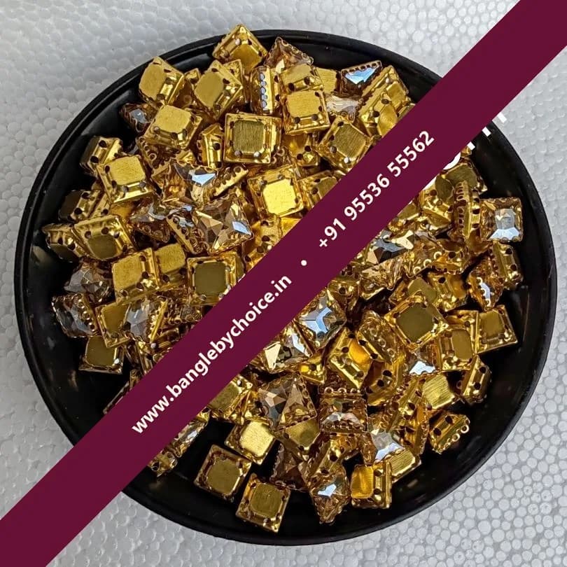 8*8 Size Square Shape Gold Colour Clipstones