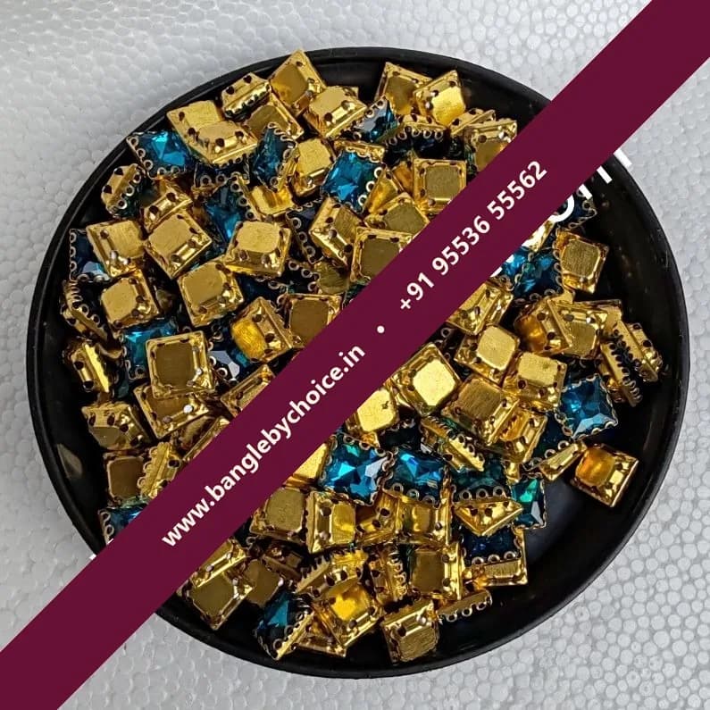 8*8 Size Square Shape Sky Blue Colour Clipstones