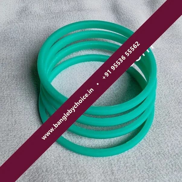 4 Cut Curve Bangles